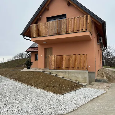 Ana&borl House Semesterbostad