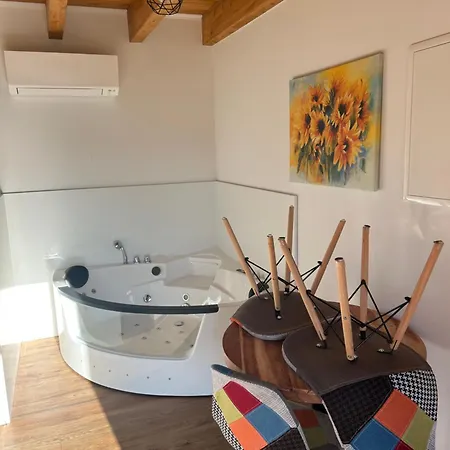 Vakantiehuis Ana&borl House *